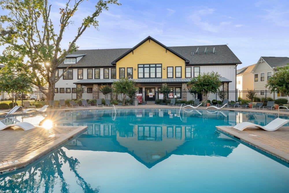 the collective at norman apartments near the university of oklahoma resort style pool clubhouse exterior
